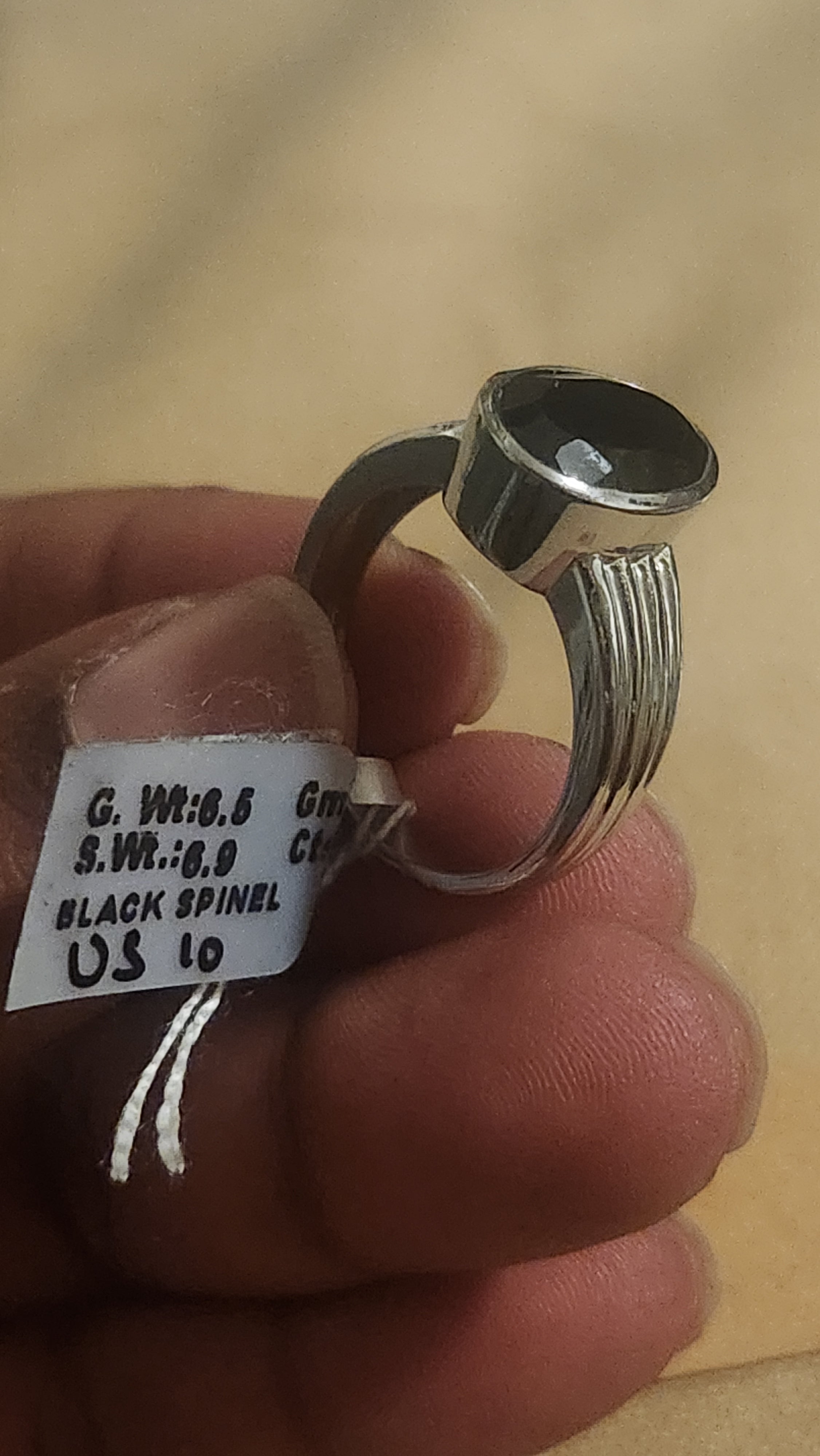 Ring black size 10