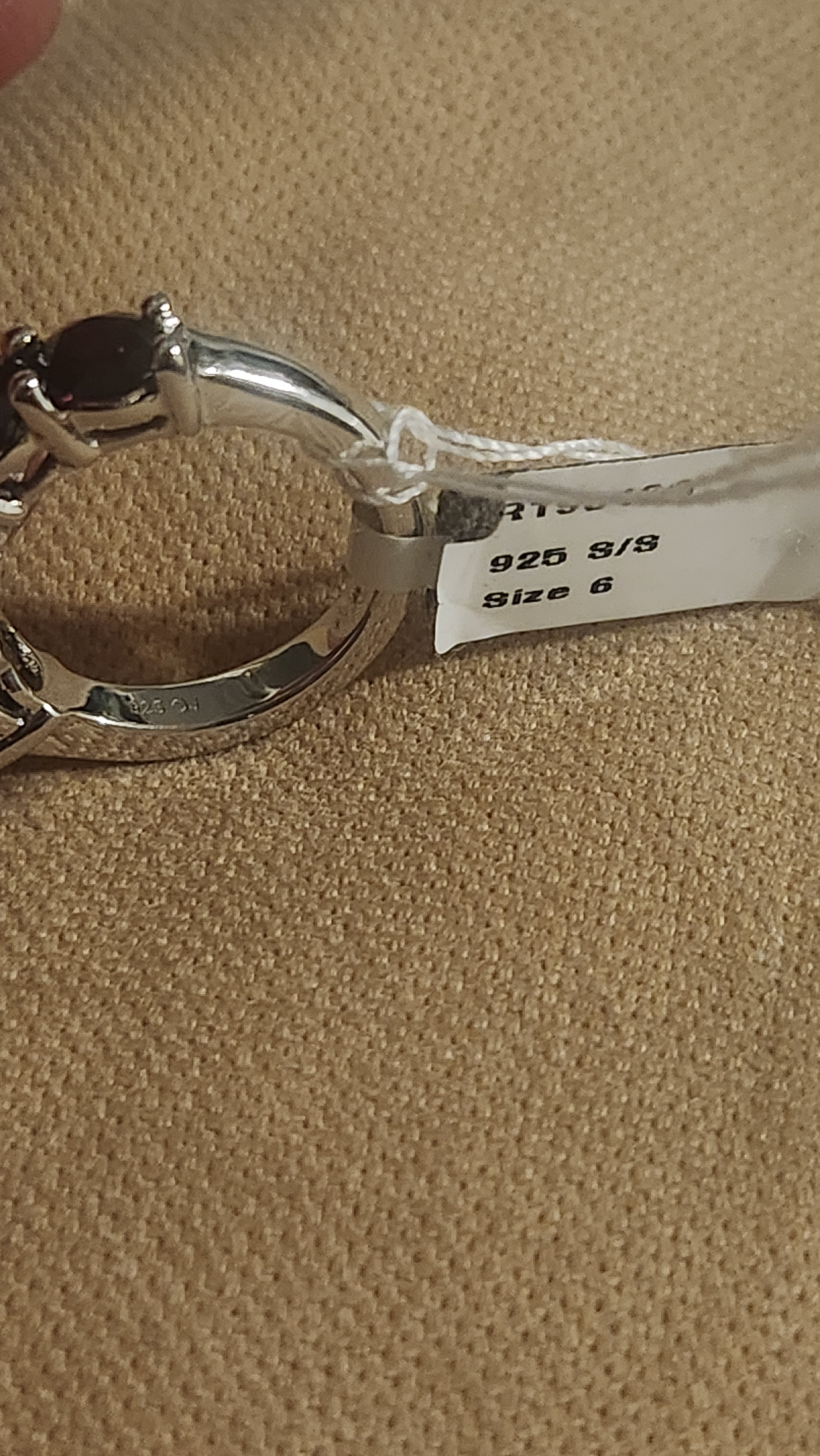 Ring black size 10