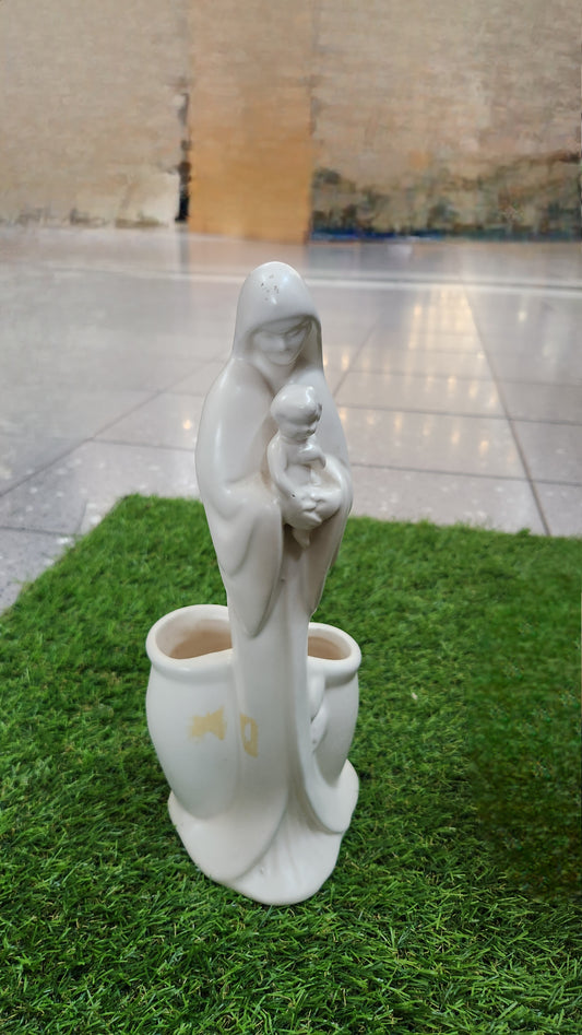 Planter- Mother and child