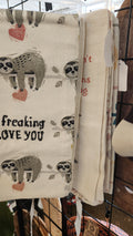 Various kitchen towels